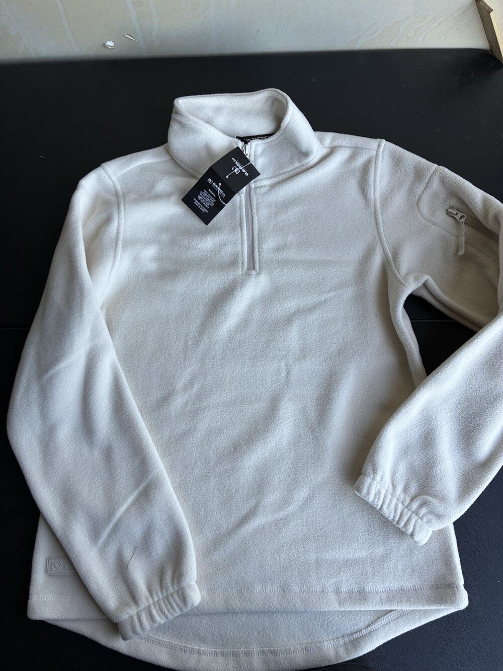 New Baerskin Ivory Quarter Zip Tactical Fleece Size Small New With Tags Hunting